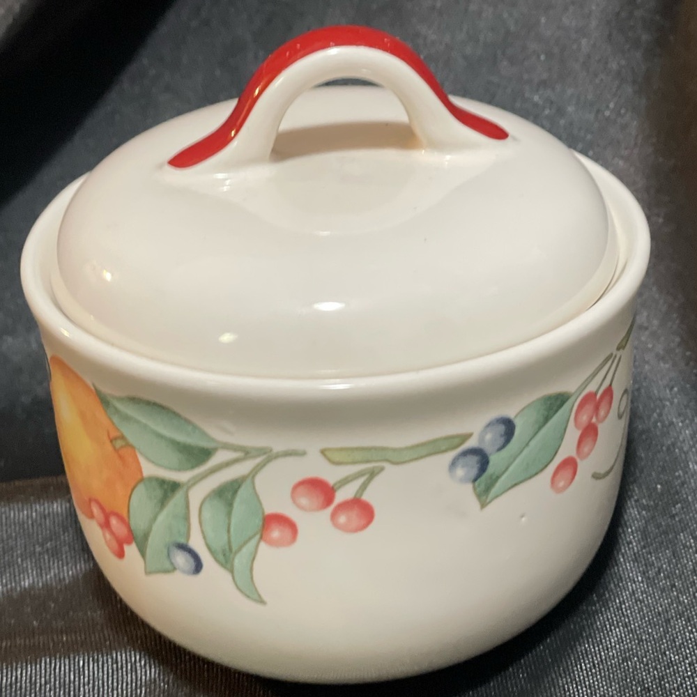 Corning Corelle Abundance Fruit Design Sugar Bowl with Lid Vintage